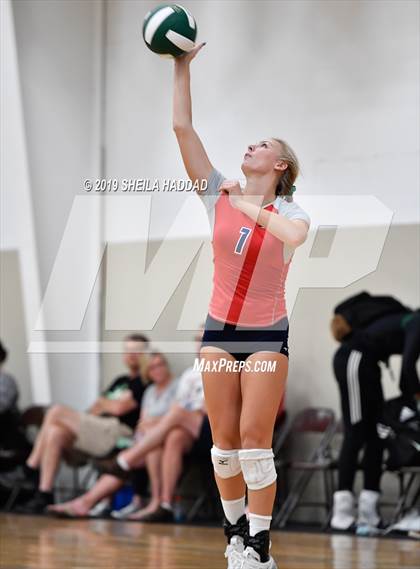 Thumbnail 1 in Indian Rocks Christian vs. Cambridge Christian (Keswick Invitational) photogallery.