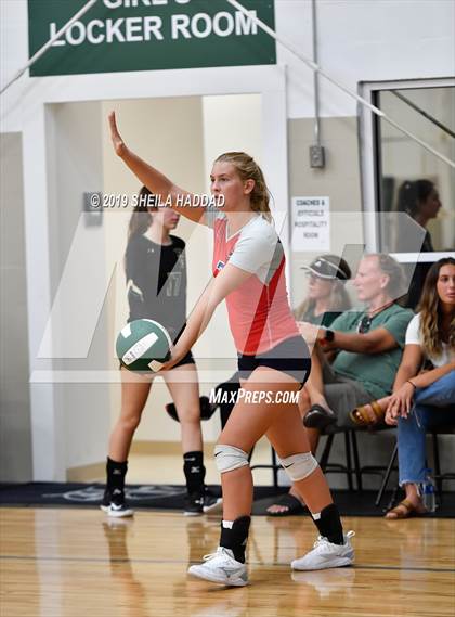 Thumbnail 1 in Indian Rocks Christian vs. Cambridge Christian (Keswick Invitational) photogallery.
