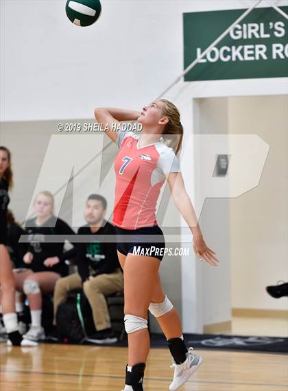 Thumbnail 3 in Indian Rocks Christian vs. Cambridge Christian (Keswick Invitational) photogallery.