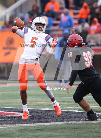 Thumbnail 1 in East St. Louis @ Glenbard East (IHSA Class 7A 2nd Round Playoff) photogallery.