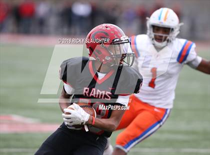 Thumbnail 2 in East St. Louis @ Glenbard East (IHSA Class 7A 2nd Round Playoff) photogallery.