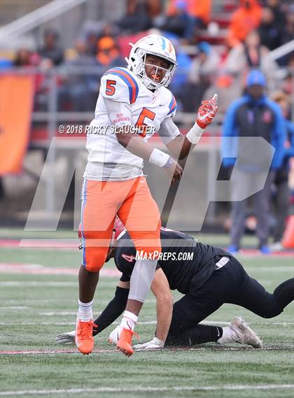 Thumbnail 1 in East St. Louis @ Glenbard East (IHSA Class 7A 2nd Round Playoff) photogallery.