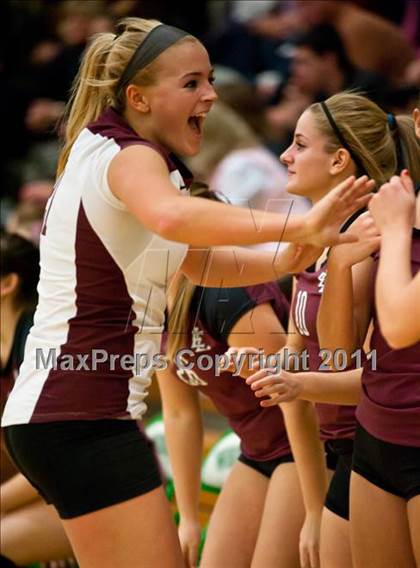 Thumbnail 3 in RHAM vs. East Lyme (CIAC Class L Final) photogallery.