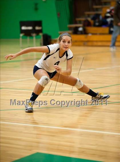 Thumbnail 3 in RHAM vs. East Lyme (CIAC Class L Final) photogallery.