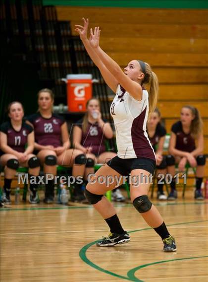 Thumbnail 1 in RHAM vs. East Lyme (CIAC Class L Final) photogallery.
