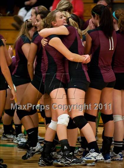 Thumbnail 2 in RHAM vs. East Lyme (CIAC Class L Final) photogallery.