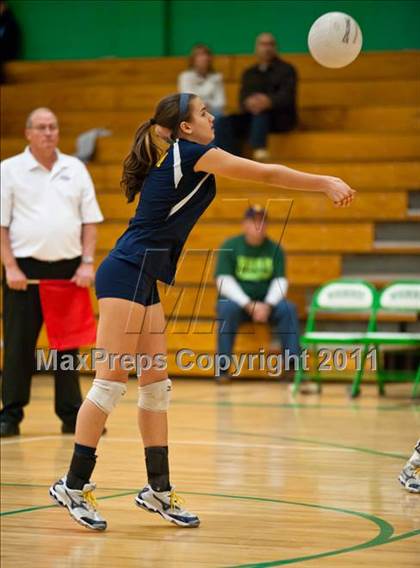 Thumbnail 1 in RHAM vs. East Lyme (CIAC Class L Final) photogallery.