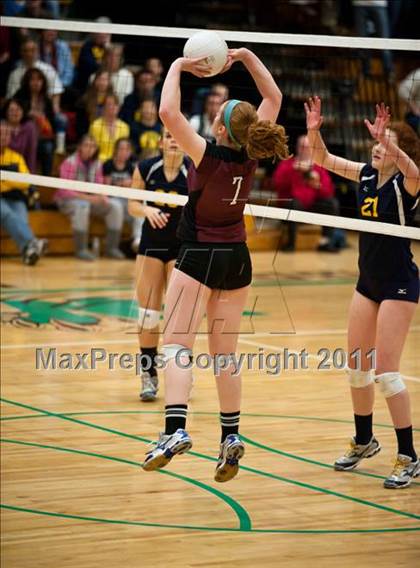 Thumbnail 3 in RHAM vs. East Lyme (CIAC Class L Final) photogallery.