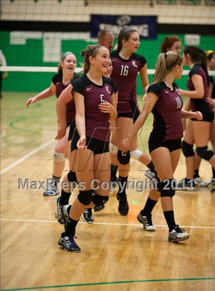 Thumbnail 1 in RHAM vs. East Lyme (CIAC Class L Final) photogallery.