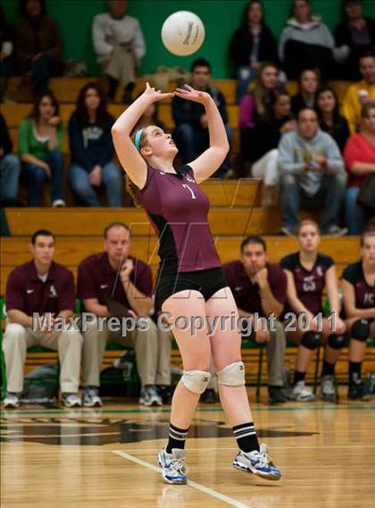Thumbnail 2 in RHAM vs. East Lyme (CIAC Class L Final) photogallery.