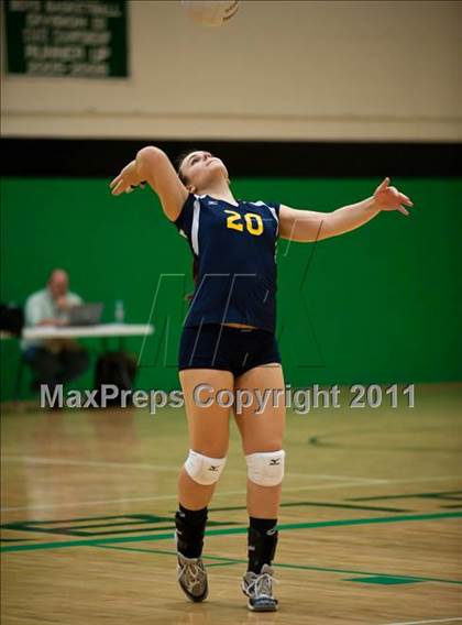 Thumbnail 2 in RHAM vs. East Lyme (CIAC Class L Final) photogallery.