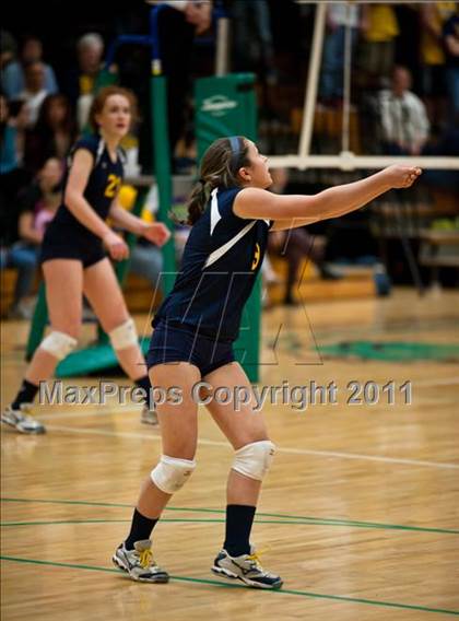 Thumbnail 2 in RHAM vs. East Lyme (CIAC Class L Final) photogallery.