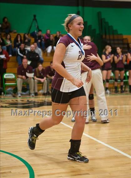Thumbnail 2 in RHAM vs. East Lyme (CIAC Class L Final) photogallery.