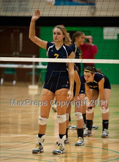 Thumbnail 1 in RHAM vs. East Lyme (CIAC Class L Final) photogallery.