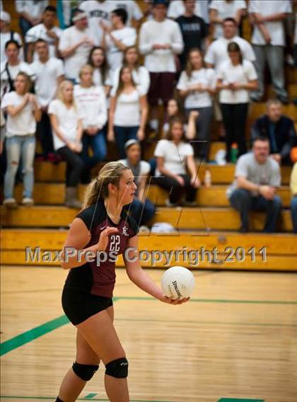 Thumbnail 3 in RHAM vs. East Lyme (CIAC Class L Final) photogallery.