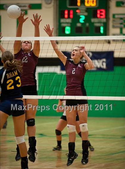 Thumbnail 3 in RHAM vs. East Lyme (CIAC Class L Final) photogallery.