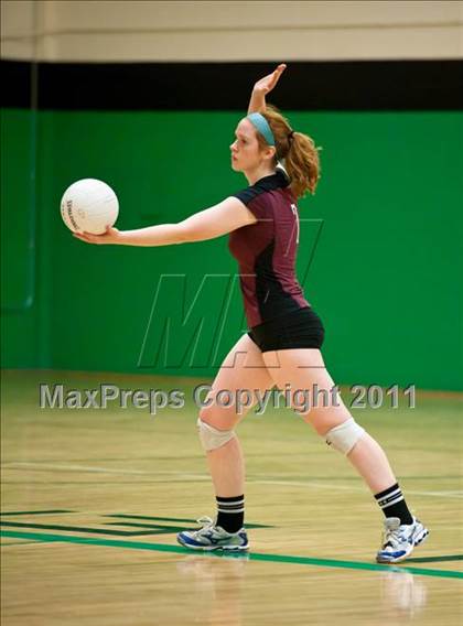 Thumbnail 1 in RHAM vs. East Lyme (CIAC Class L Final) photogallery.