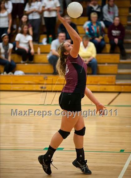 Thumbnail 1 in RHAM vs. East Lyme (CIAC Class L Final) photogallery.