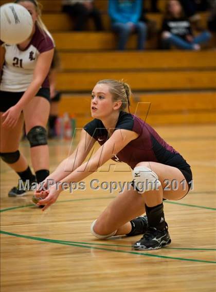 Thumbnail 1 in RHAM vs. East Lyme (CIAC Class L Final) photogallery.