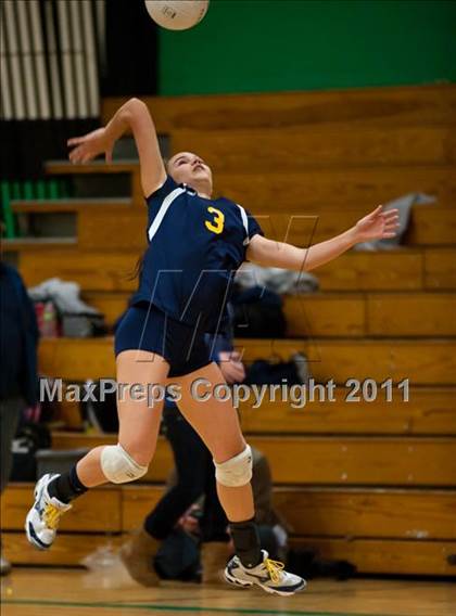Thumbnail 1 in RHAM vs. East Lyme (CIAC Class L Final) photogallery.