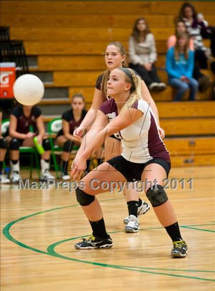 Thumbnail 3 in RHAM vs. East Lyme (CIAC Class L Final) photogallery.