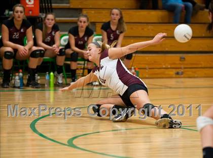 Thumbnail 1 in RHAM vs. East Lyme (CIAC Class L Final) photogallery.