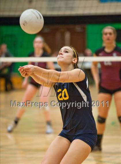Thumbnail 1 in RHAM vs. East Lyme (CIAC Class L Final) photogallery.