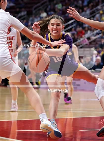 Thumbnail 2 in Lancaster Catholic vs. Westmont Hilltop (PIAA 3A Championship) photogallery.