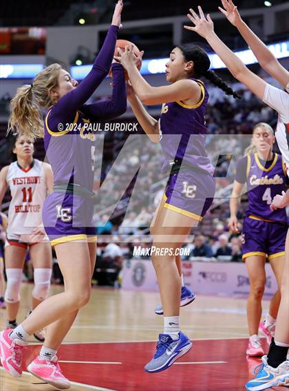 Thumbnail 3 in Lancaster Catholic vs. Westmont Hilltop (PIAA 3A Championship) photogallery.