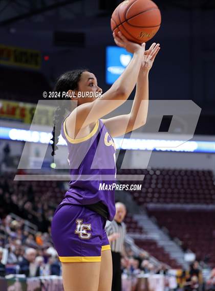 Thumbnail 1 in Lancaster Catholic vs. Westmont Hilltop (PIAA 3A Championship) photogallery.
