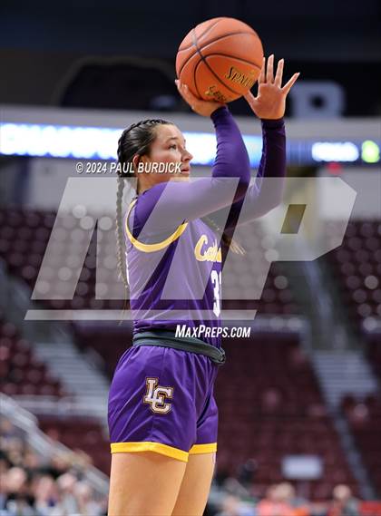 Thumbnail 2 in Lancaster Catholic vs. Westmont Hilltop (PIAA 3A Championship) photogallery.