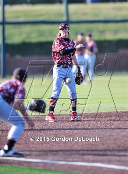 Thumbnail 1 in Arlington Martin vs. Keller (UIL 6A Regional Final) photogallery.