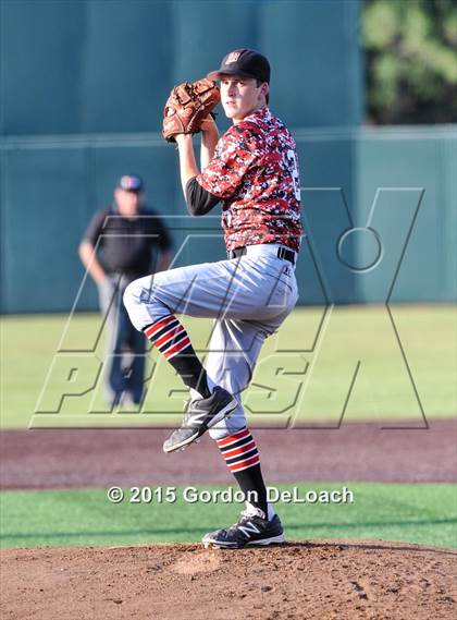 Thumbnail 1 in Arlington Martin vs. Keller (UIL 6A Regional Final) photogallery.