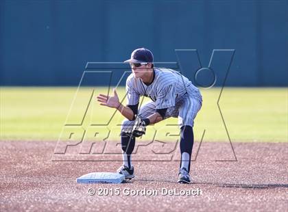 Thumbnail 3 in Arlington Martin vs. Keller (UIL 6A Regional Final) photogallery.
