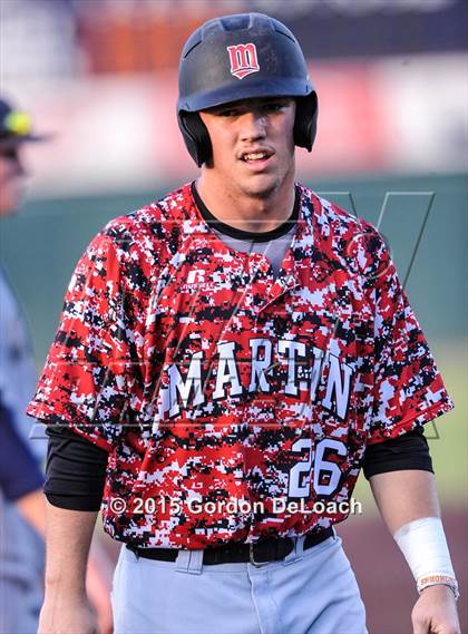 Thumbnail 2 in Arlington Martin vs. Keller (UIL 6A Regional Final) photogallery.