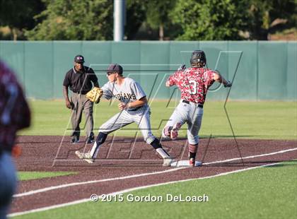 Thumbnail 2 in Arlington Martin vs. Keller (UIL 6A Regional Final) photogallery.