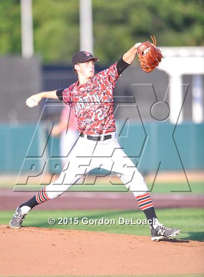 Thumbnail 3 in Arlington Martin vs. Keller (UIL 6A Regional Final) photogallery.