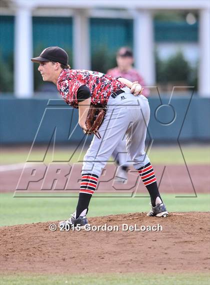 Thumbnail 1 in Arlington Martin vs. Keller (UIL 6A Regional Final) photogallery.