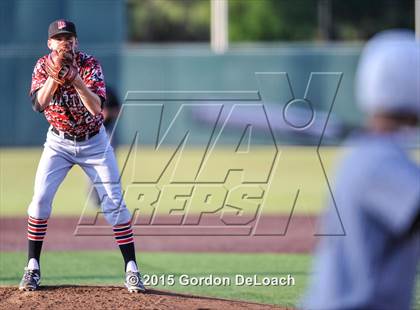 Thumbnail 3 in Arlington Martin vs. Keller (UIL 6A Regional Final) photogallery.