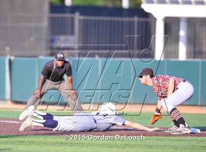 Thumbnail 2 in Arlington Martin vs. Keller (UIL 6A Regional Final) photogallery.