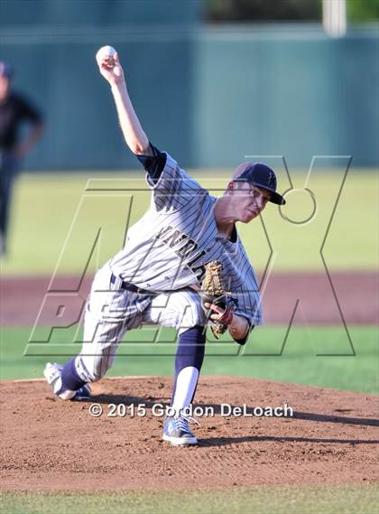 Thumbnail 3 in Arlington Martin vs. Keller (UIL 6A Regional Final) photogallery.