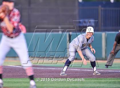 Thumbnail 2 in Arlington Martin vs. Keller (UIL 6A Regional Final) photogallery.