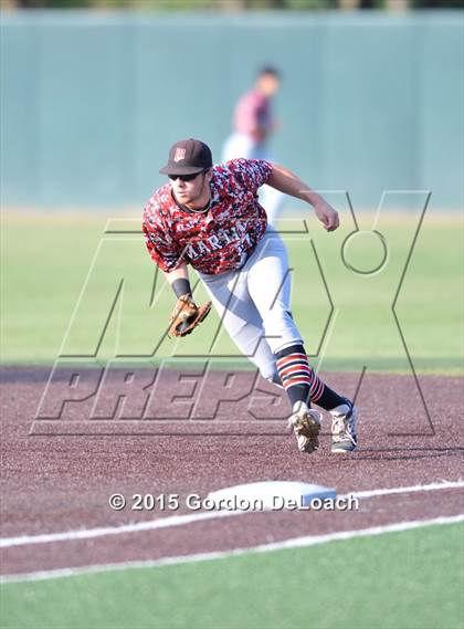 Thumbnail 3 in Arlington Martin vs. Keller (UIL 6A Regional Final) photogallery.