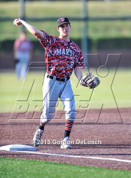 Thumbnail 2 in Arlington Martin vs. Keller (UIL 6A Regional Final) photogallery.
