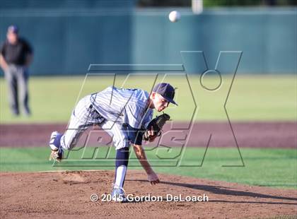 Thumbnail 1 in Arlington Martin vs. Keller (UIL 6A Regional Final) photogallery.