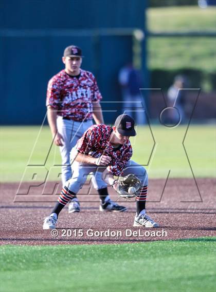 Thumbnail 2 in Arlington Martin vs. Keller (UIL 6A Regional Final) photogallery.