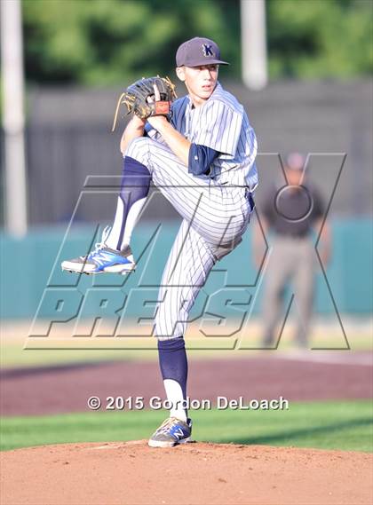 Thumbnail 3 in Arlington Martin vs. Keller (UIL 6A Regional Final) photogallery.