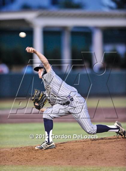 Thumbnail 2 in Arlington Martin vs. Keller (UIL 6A Regional Final) photogallery.