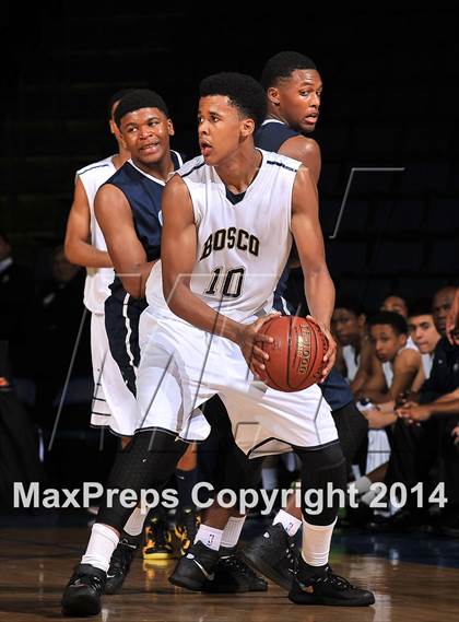 Thumbnail 2 in St. John Bosco vs. Compton (CIF SoCal Regional D2 Final) photogallery.