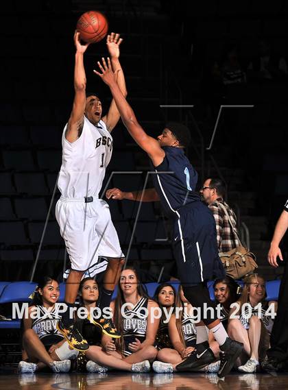 Thumbnail 3 in St. John Bosco vs. Compton (CIF SoCal Regional D2 Final) photogallery.